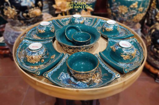 BỘ ĐỒ ĂN HOA MẶT TRỜI MEN XANH LỤC BẢO VẼ VÀNG