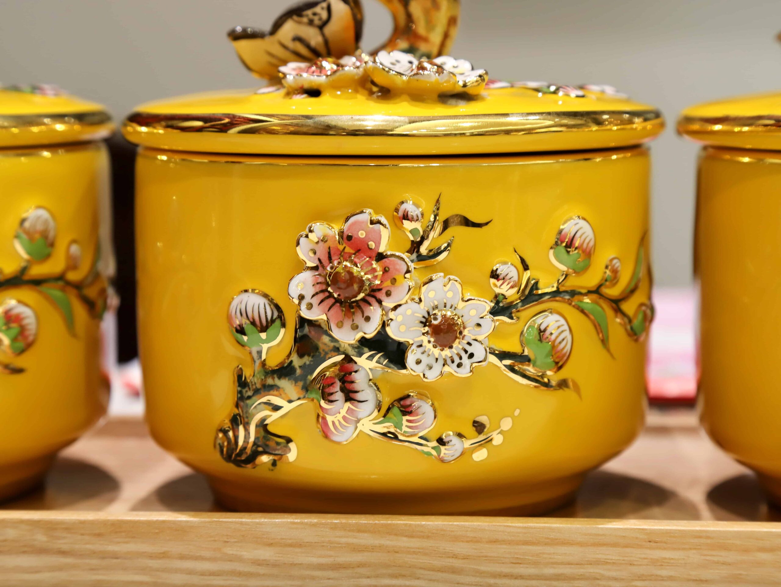 BỘ HŨ MỨT HOA ĐÀO XUÂN LẠC GỐM VẼ VÀNG - Image 6