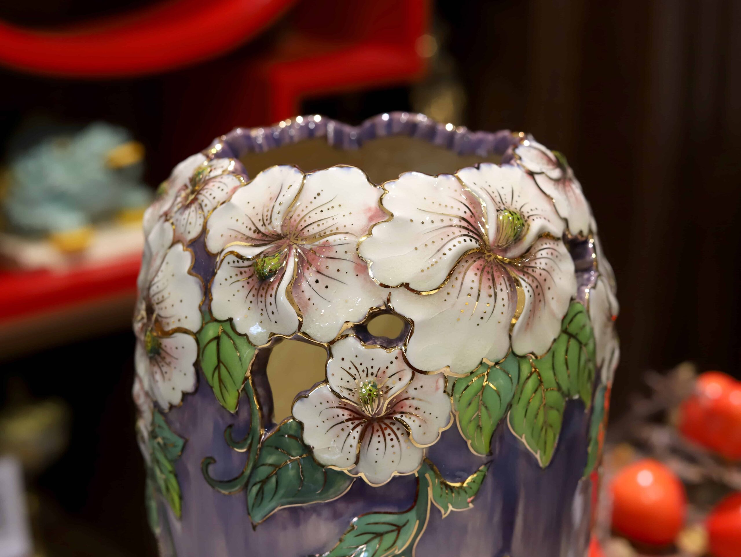 BÌNH HOA ANH THẢO MEN VÂN MÂY VẼ VÀNG - Image 2