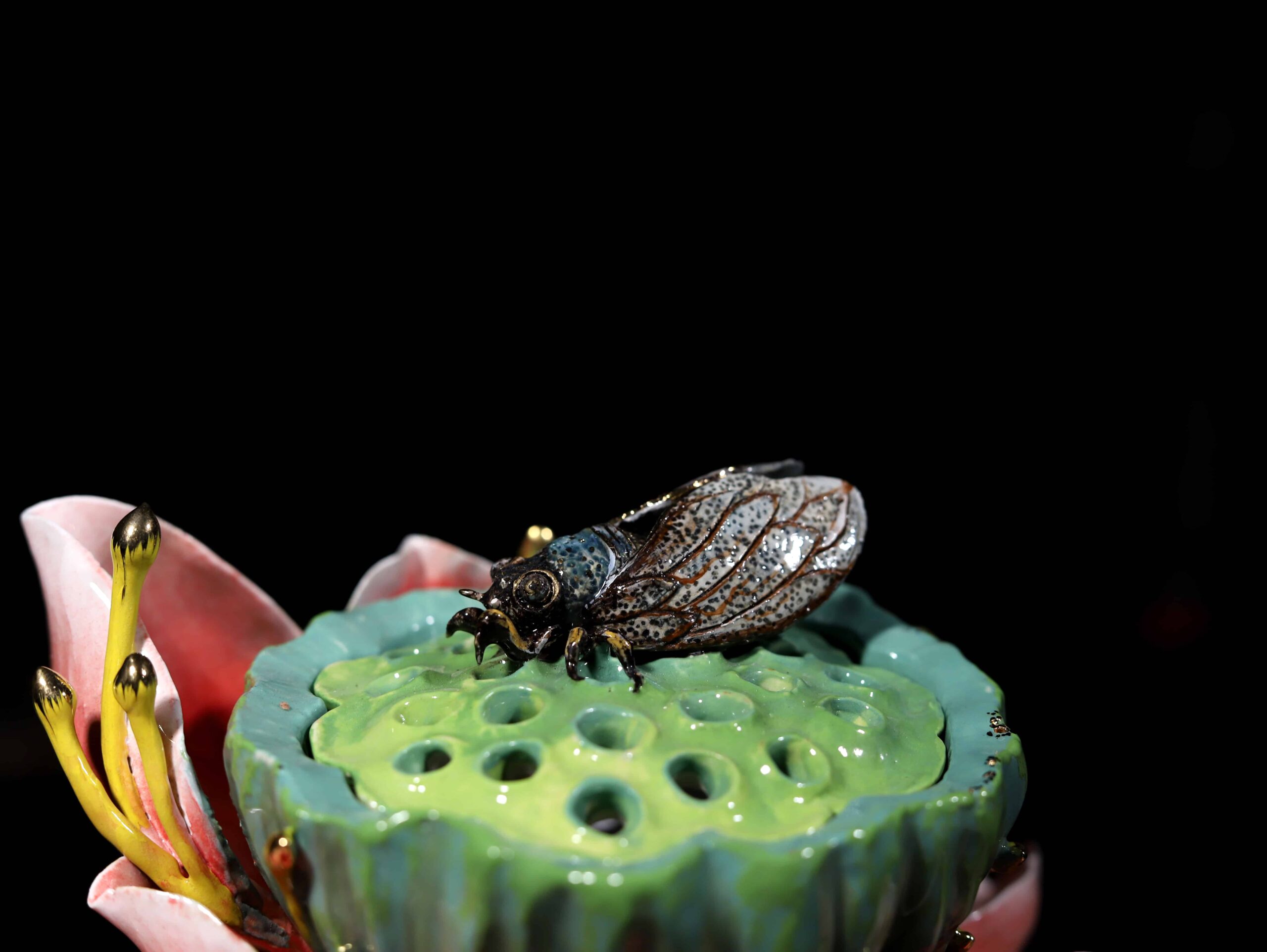 ĐỐT TRẦM BÔNG SEN HỒNG MEN VÂN MÂY - Image 2