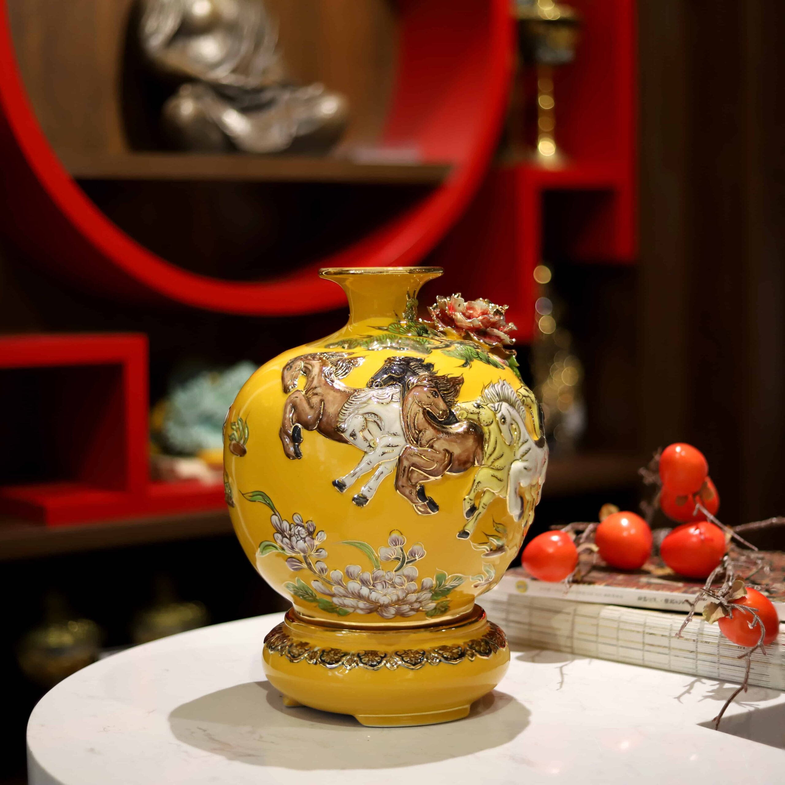 BÌNH HÚT LỘC MÃ ĐÁO THÀNH CÔNG H20 MEN VÀNG VẼ VÀNG